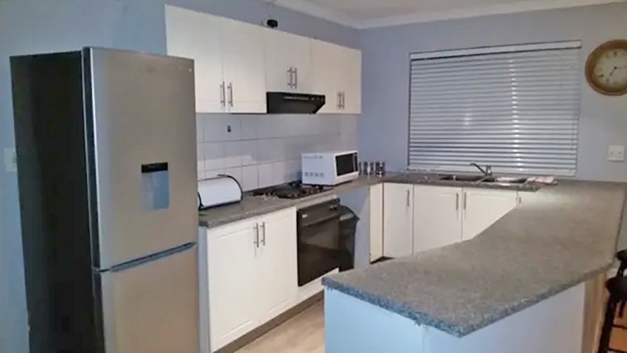 To Let 2 Bedroom Property for Rent in Panorama Western Cape